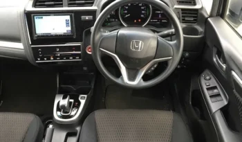 
										Honda Fit Hybrid 2018 full									
