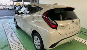 
										Toyota Aqua Hybrid 2022 full									