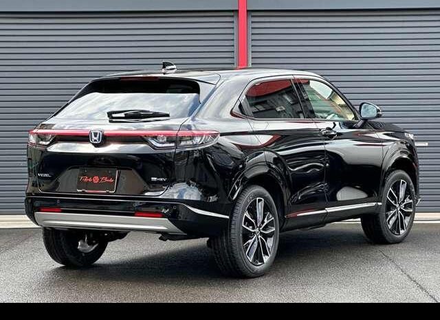 
								Honda Vezel Hybrid 2024 full									