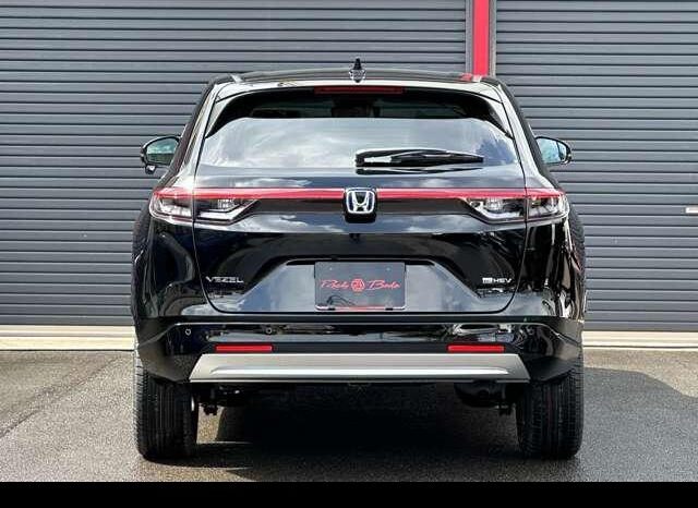 
								Honda Vezel Hybrid 2024 full									