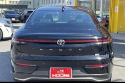 Toyota Crown Crossover Hybrid 2022